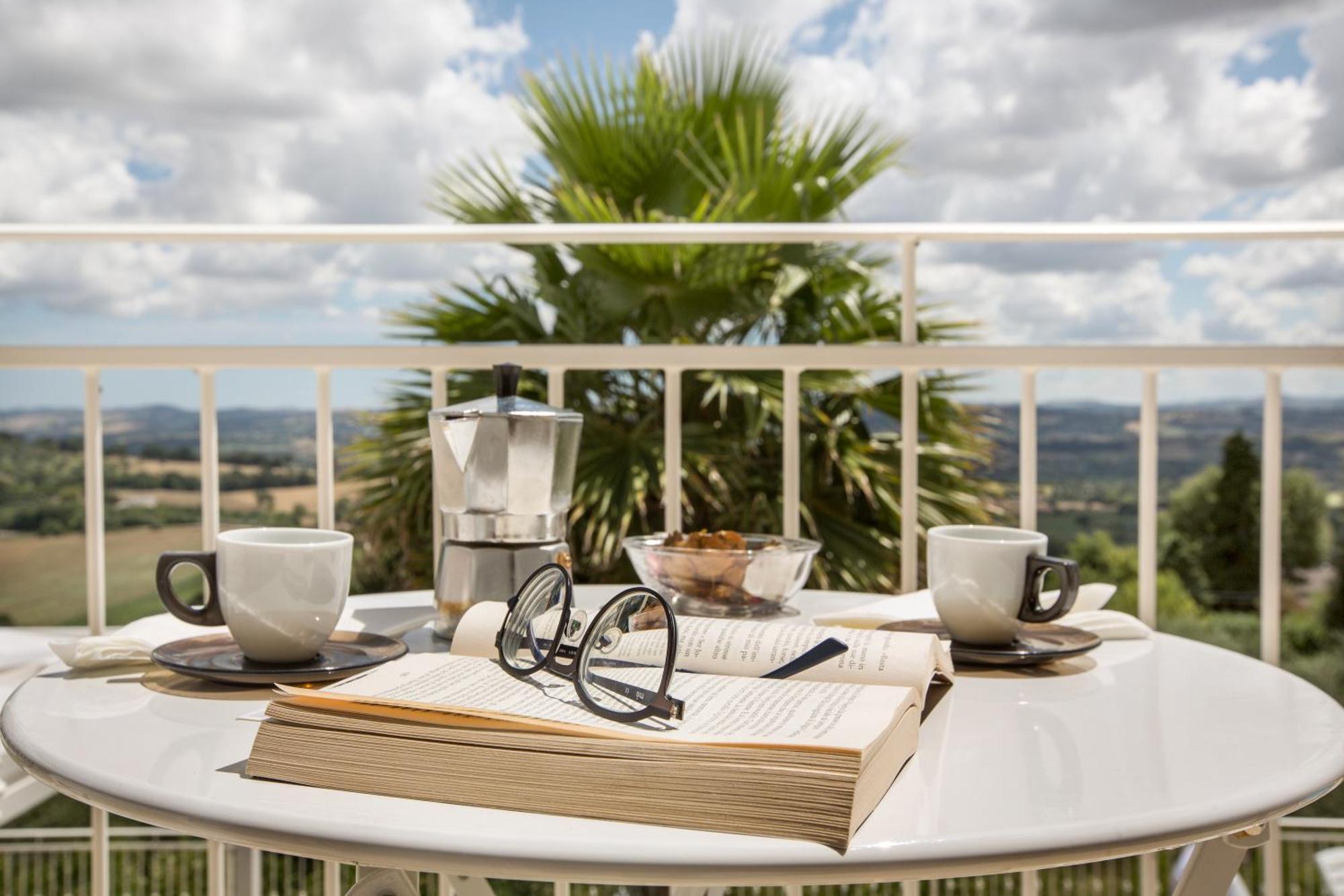 Holiday Residence Belohorizonte Macerata megye Kültér fotó